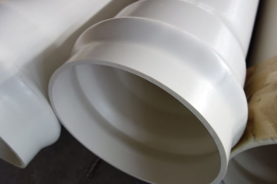 Ringan Mudah Untuk Menginstal PVC Pipa Pasokan Air Kekuatan tarik tinggi Untuk Proyek