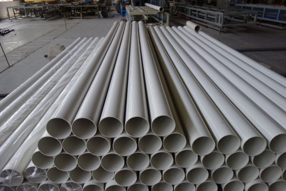 Pipa air PVC tahan lama untuk penggunaan rumah tangga dan industri