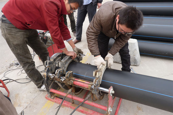 Diameter Disesuaikan Dia32-1800mm Dredging HDPE Pipe Bolts Nuts Washers Aksesoris Termasuk